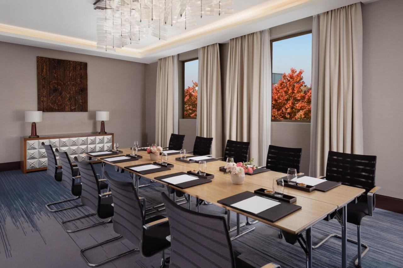 The St. Regis Astana Exterior foto Meeting room