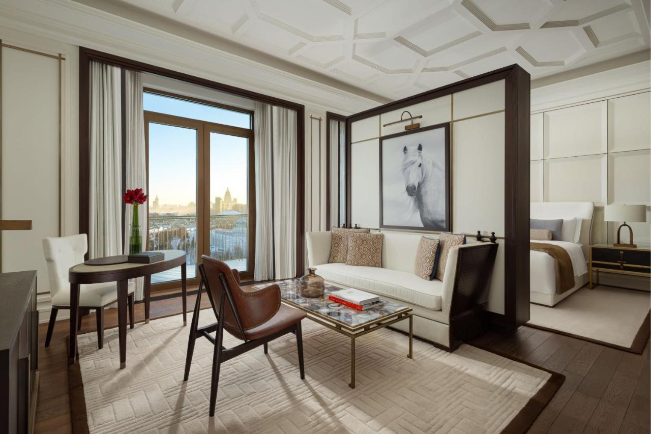 The St. Regis Astana Exterior foto A suite at The St. Regis New York