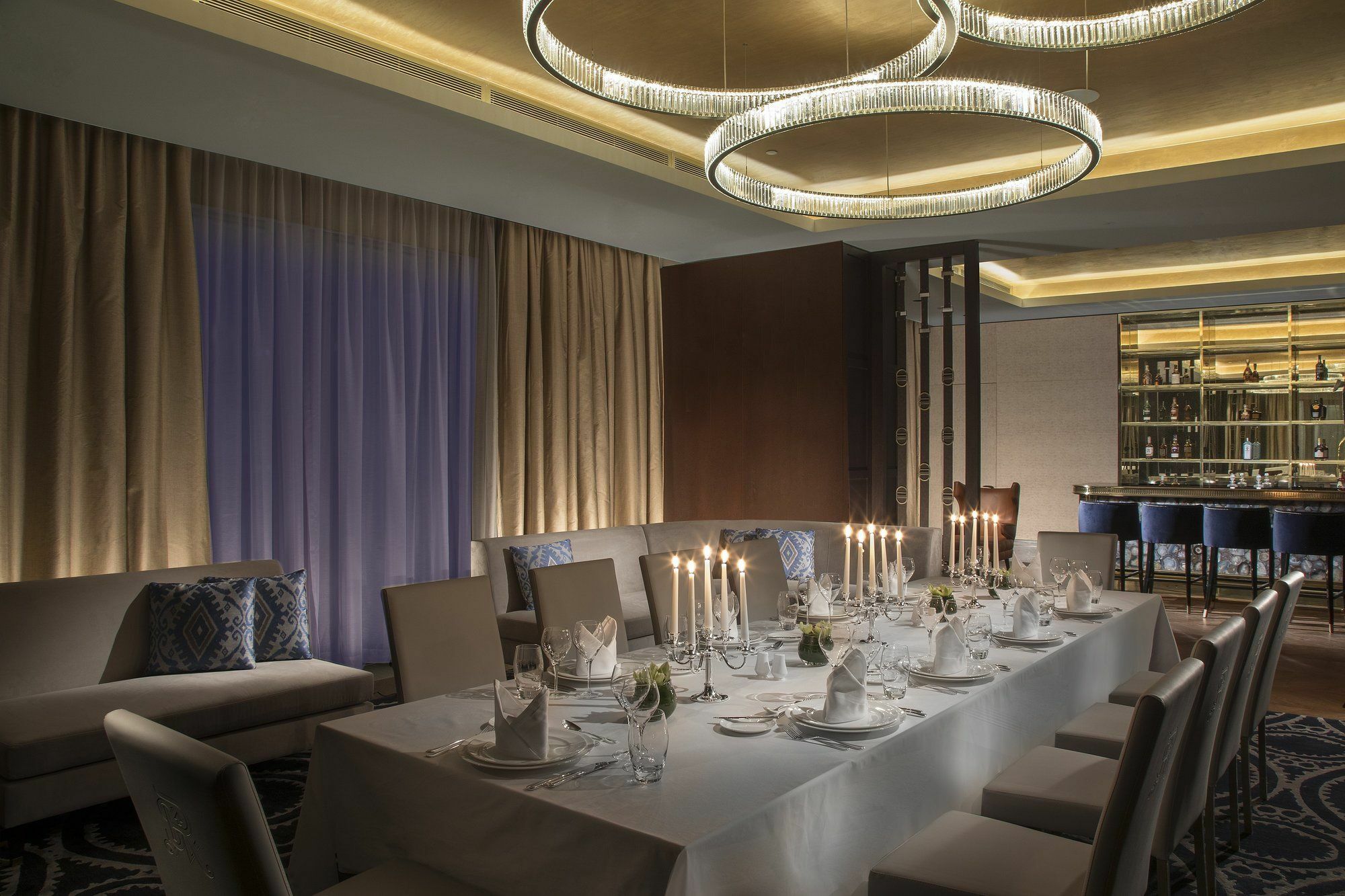 The St. Regis Astana Exterior foto The private dining room at the restaurant